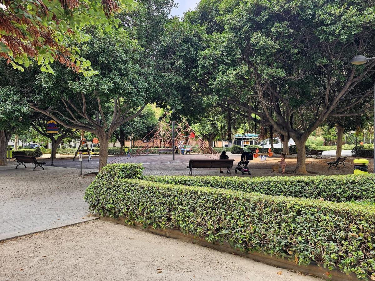 Apartamentos Las Ciencias V Valência Exterior foto